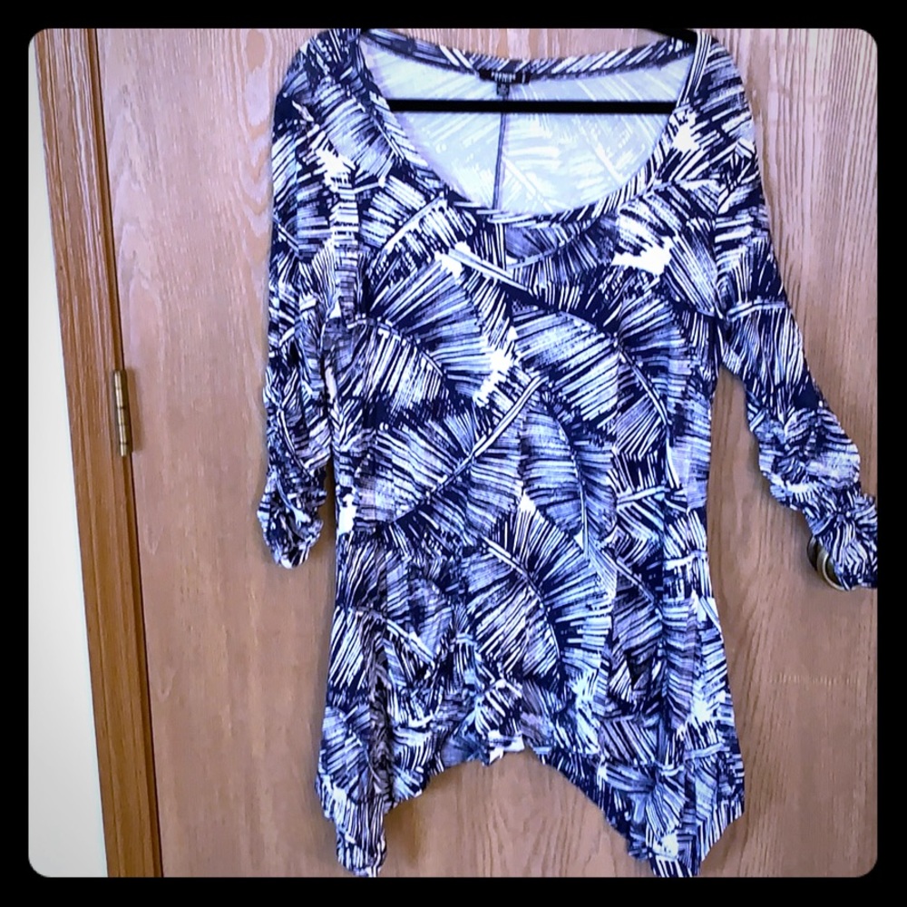 Cute blue and white print shirt!